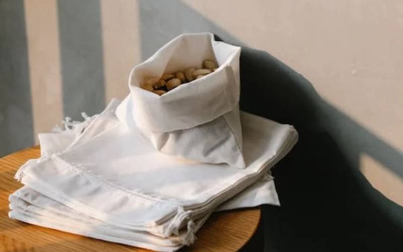Eco-friendly cotton bags to overtake plastic bags in the retail sector